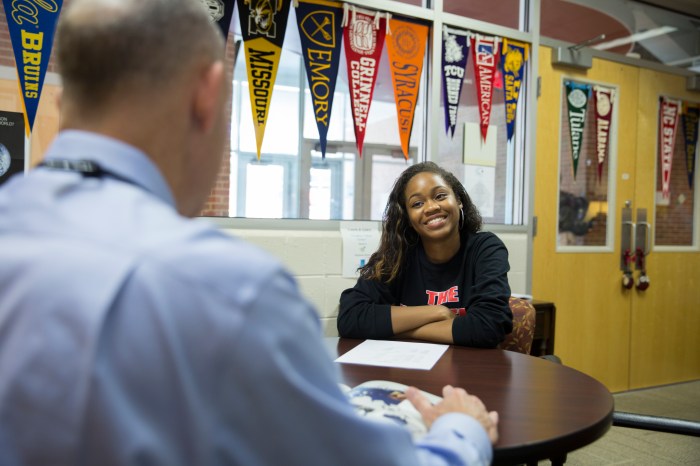 College student club counseling ideas tips start apartments getting counselor benefits students dorm room party ra freshmen signupgenius event read